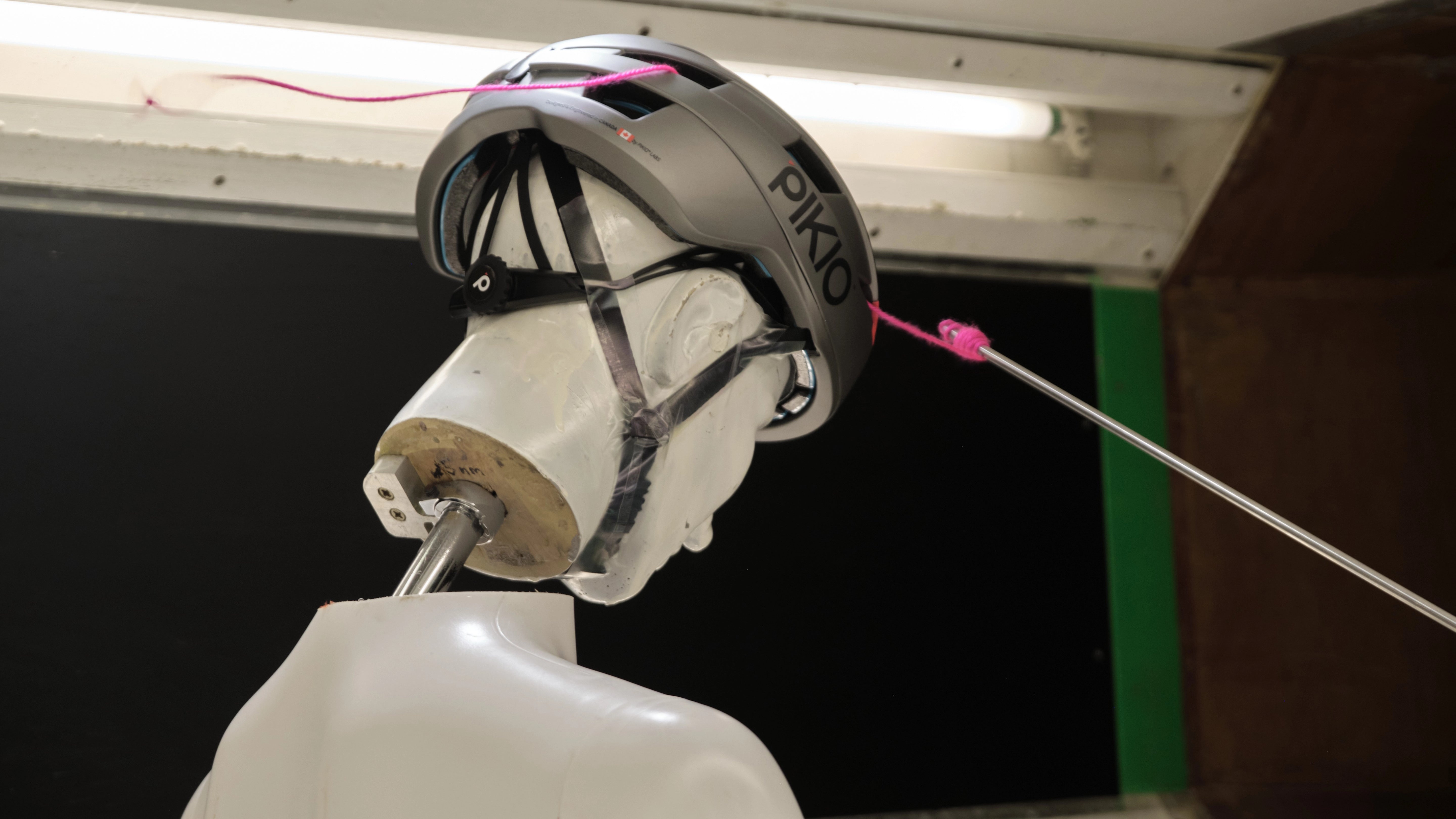 PIKIO SI Wind tunnel test showing iy high-airflow ventilation